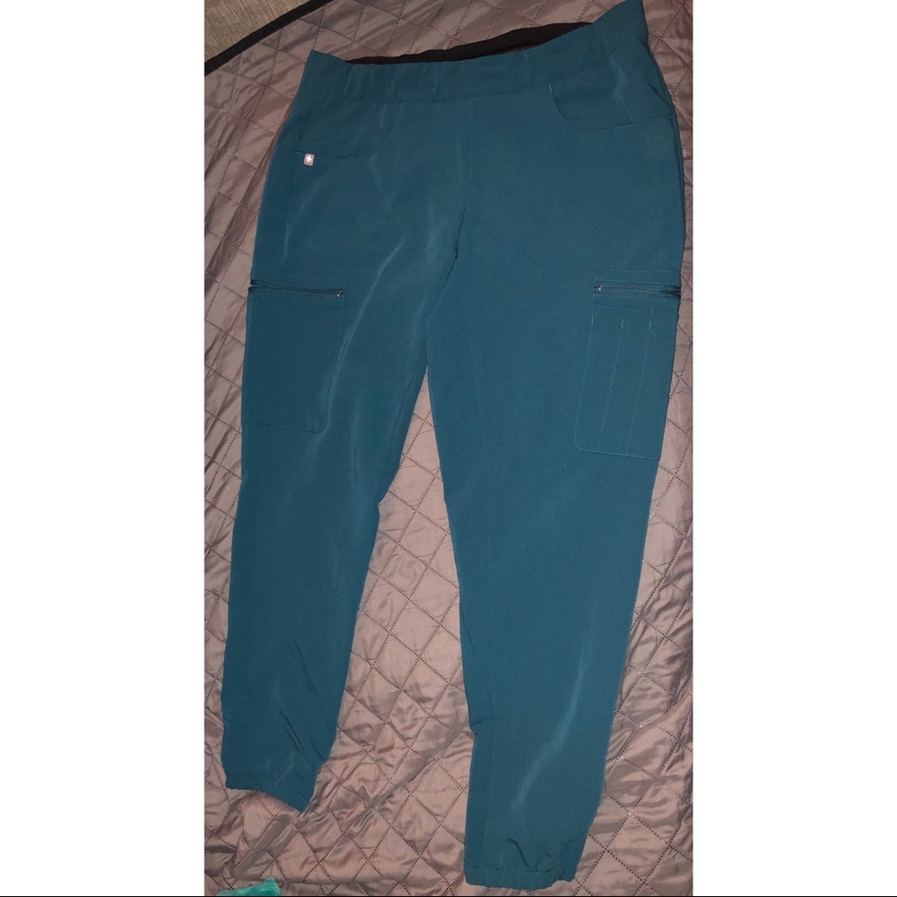 Figs Lima scrub pants MP 12 pockets Caribbean blue